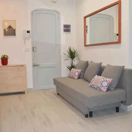 Cozy & Modern Apartment Next To Metro A. Guimera Valencia Exterior photo